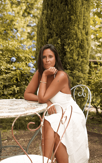 MARIETTA MOUCHET